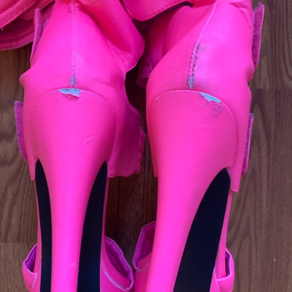 🤘🏾Barbie Pink Platform Gladiator Heels 🤘🏾 - Picture 5 of 8